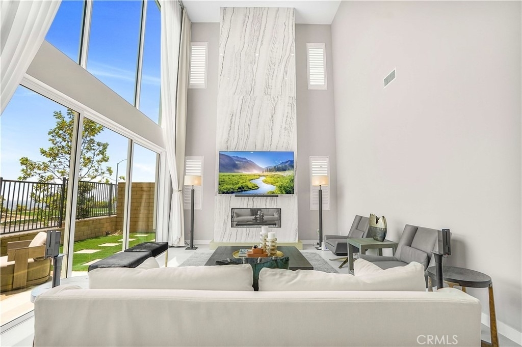 745 Alder Way - Photo 4