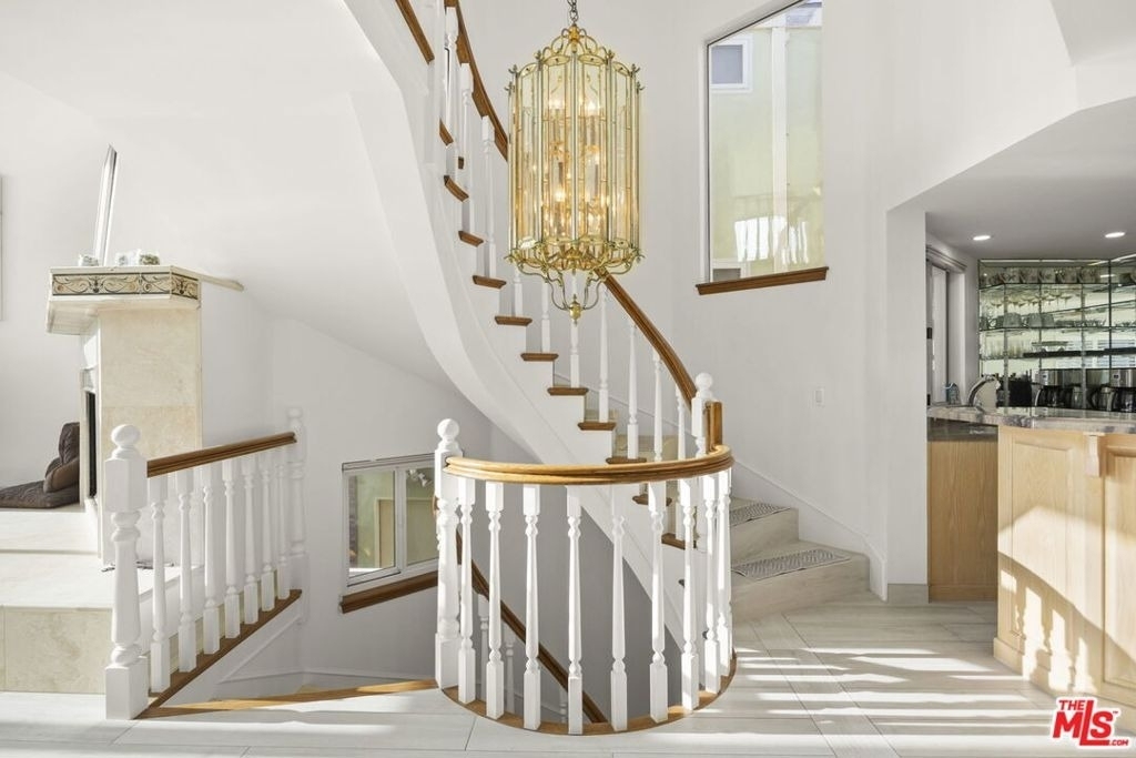 1005 Ocean Drive - Photo 16