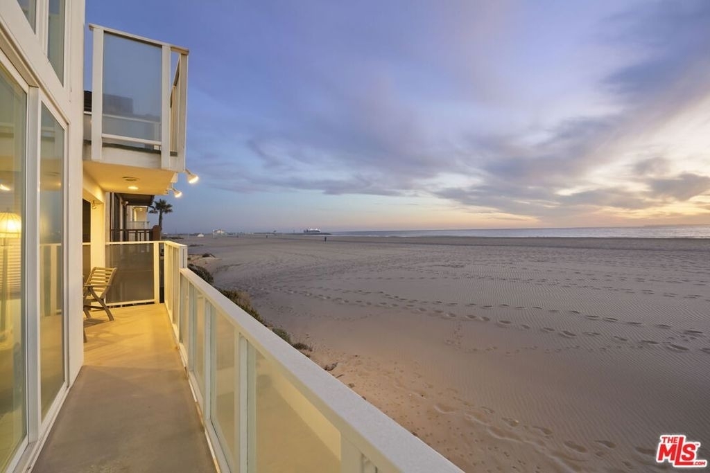 1005 Ocean Drive - Photo 9