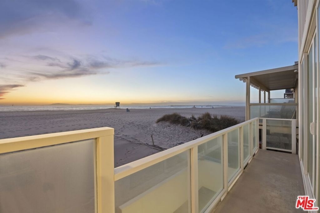 1005 Ocean Drive - Photo 10