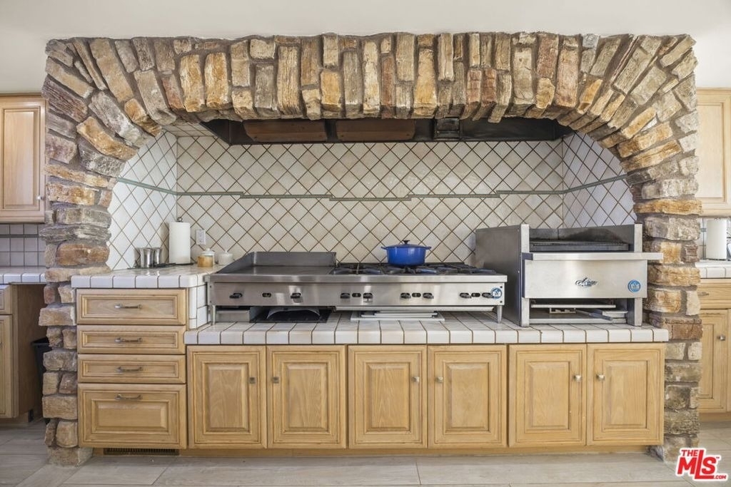 1005 Ocean Drive - Photo 30