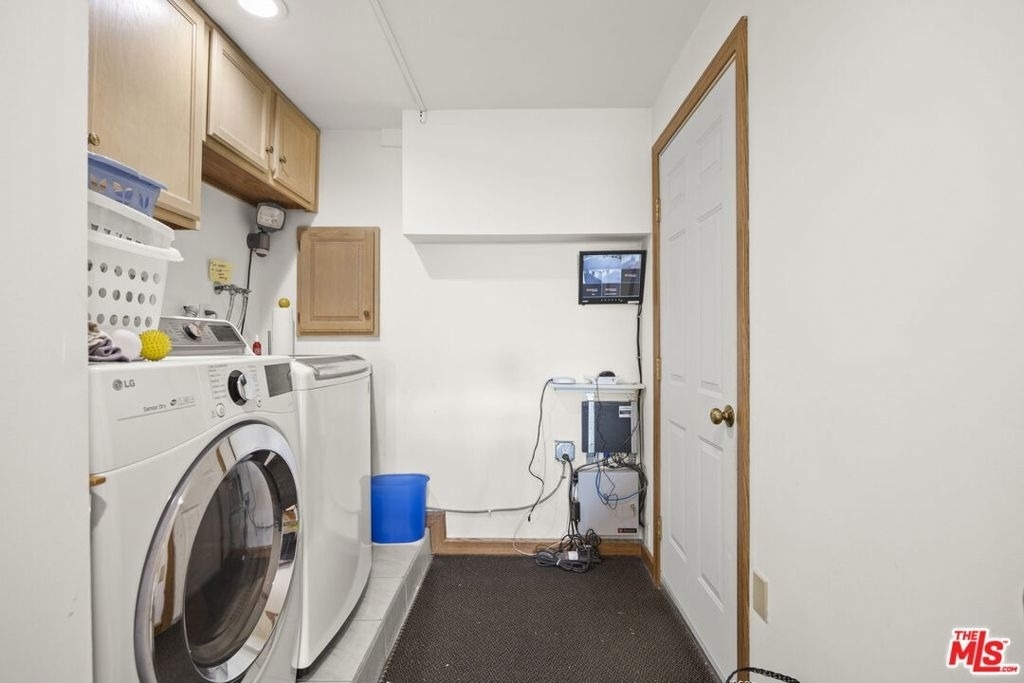 1005 Ocean Drive - Photo 39