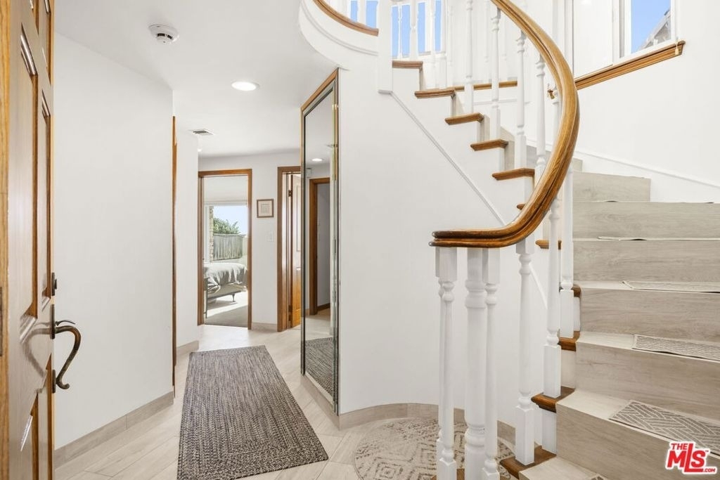1005 Ocean Drive - Photo 17