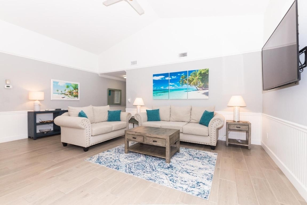 4041 Ne Breakwater Drive - Photo 3