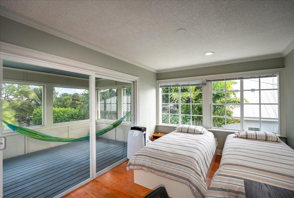 1947 Nw Palmetto Terrace - Photo 80