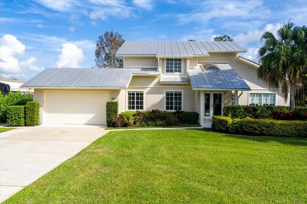 1947 Nw Palmetto Terrace - Photo 0
