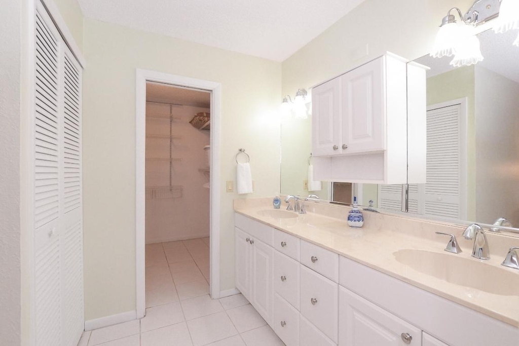 3267 Ne Catamaran Terrace - Photo 23