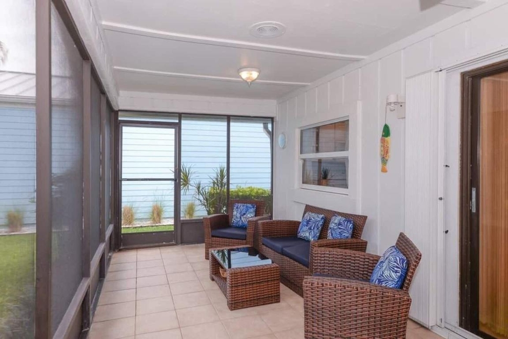 3267 Ne Catamaran Terrace - Photo 33