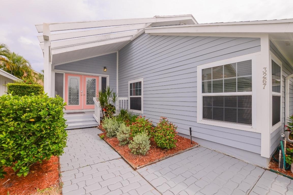 3267 Ne Catamaran Terrace - Photo 3