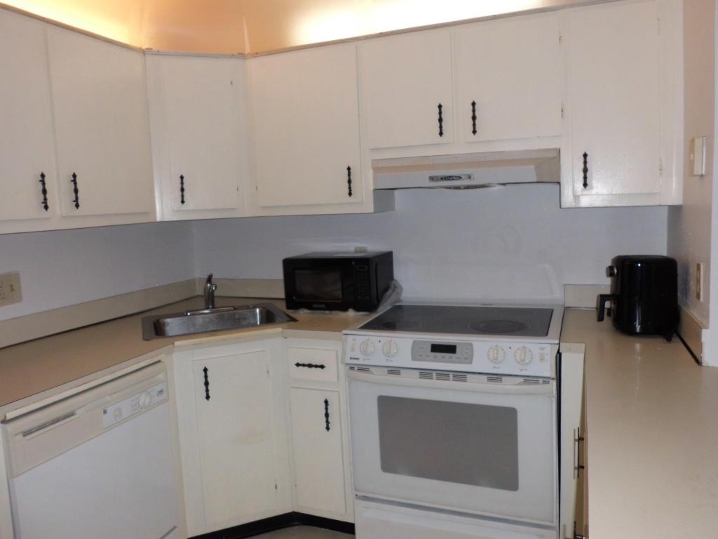 121 Lake Pine Circle - Photo 2