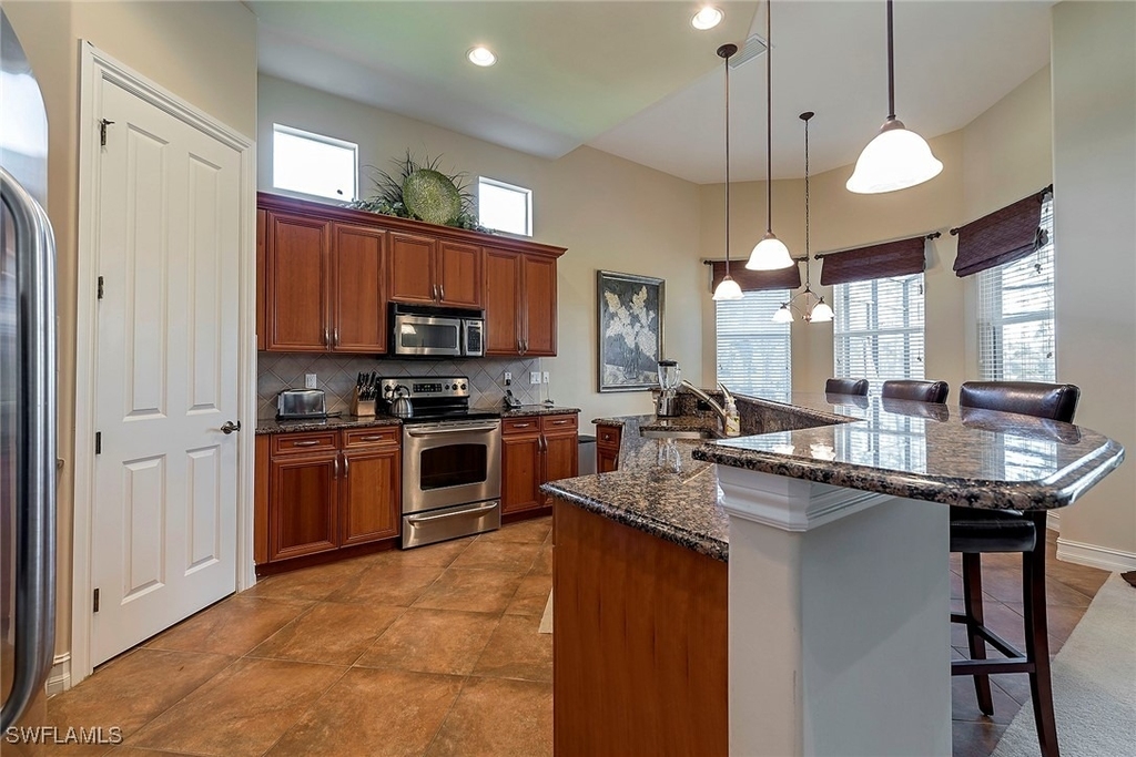 7812 Valencia Court - Photo 2