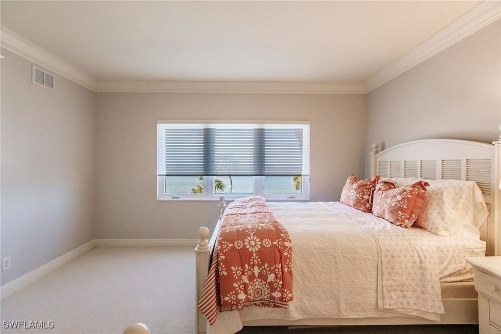 2885 Gulf Shore Boulevard N - Photo 26