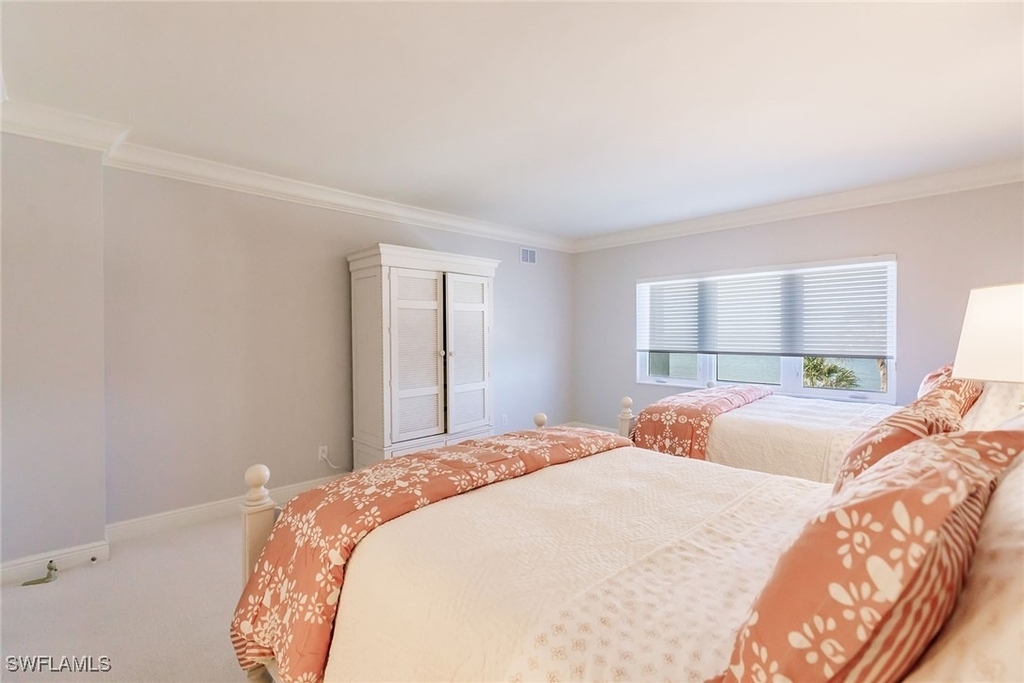 2885 Gulf Shore Boulevard N - Photo 25