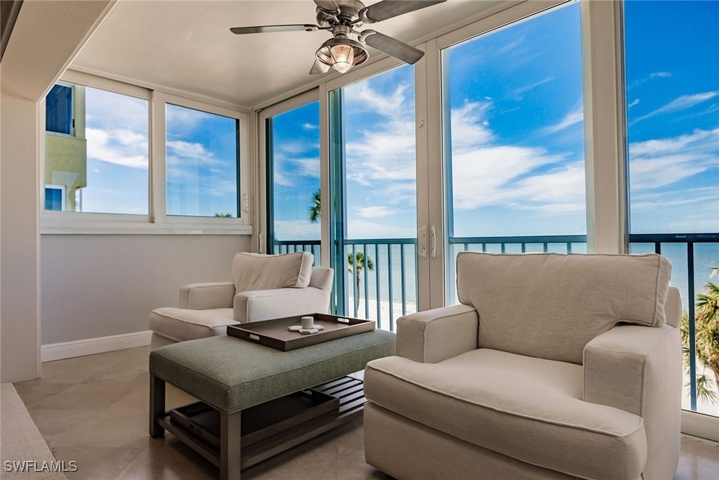 2885 Gulf Shore Boulevard N - Photo 16