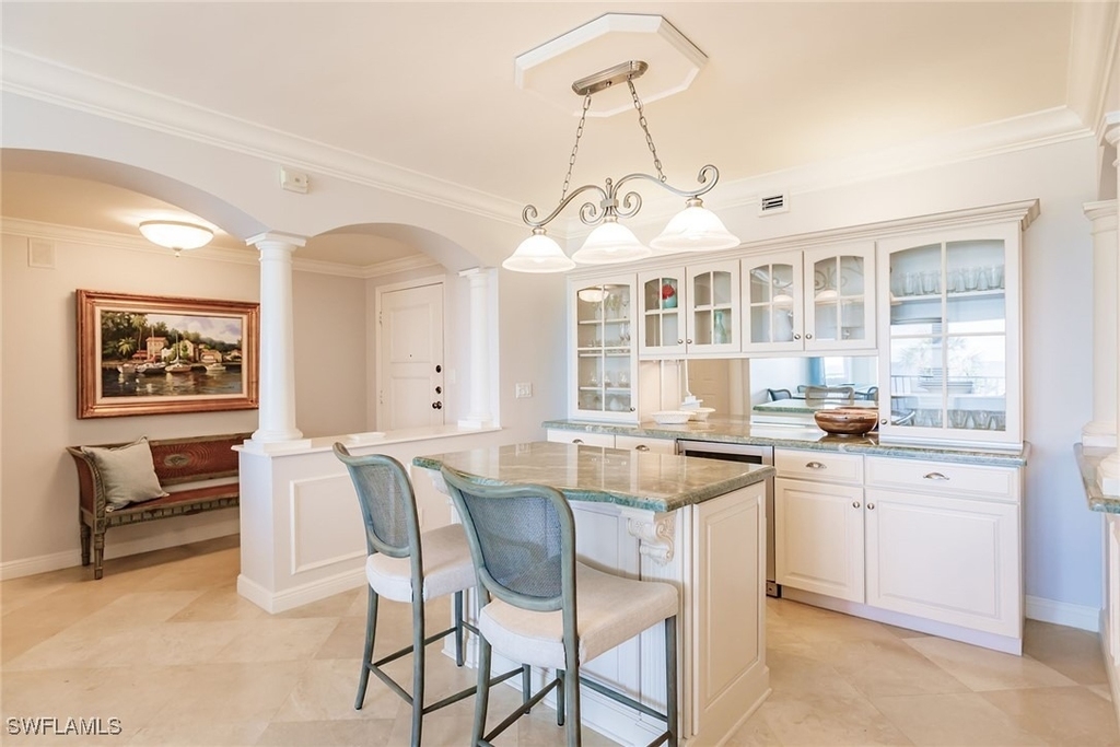 2885 Gulf Shore Boulevard N - Photo 8