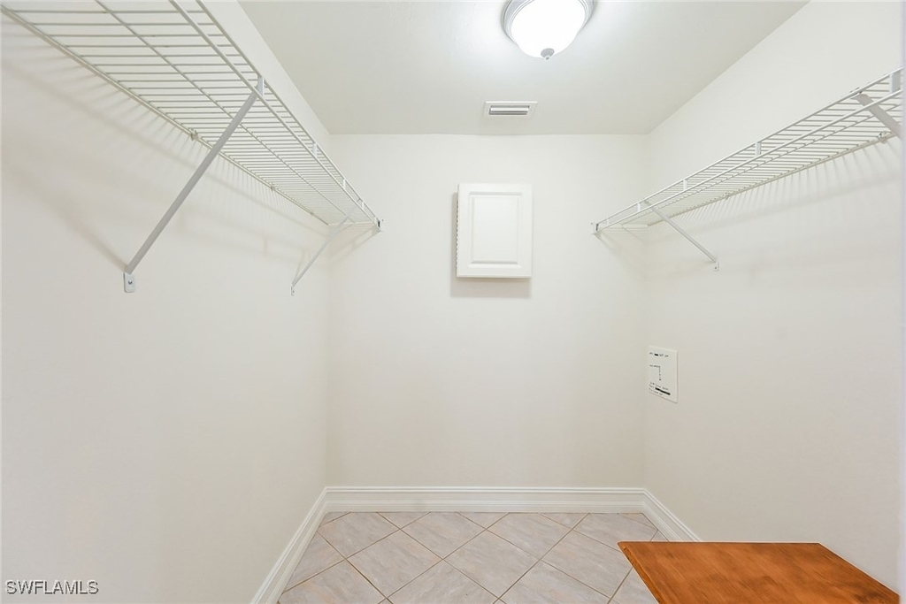1933 Courtyard Way - Photo 12