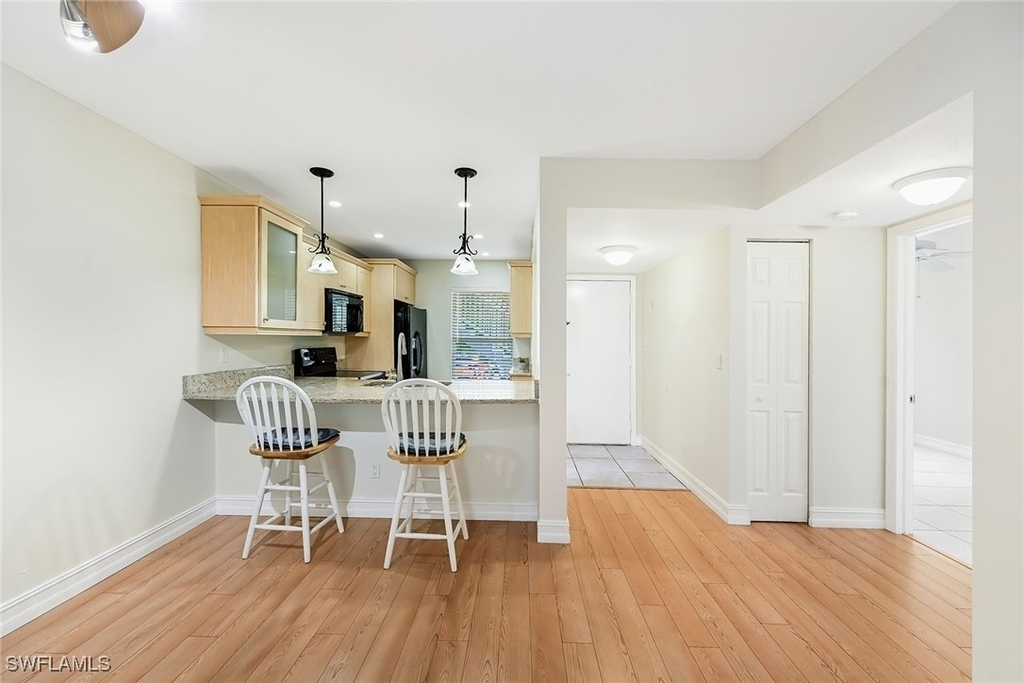1933 Courtyard Way - Photo 5