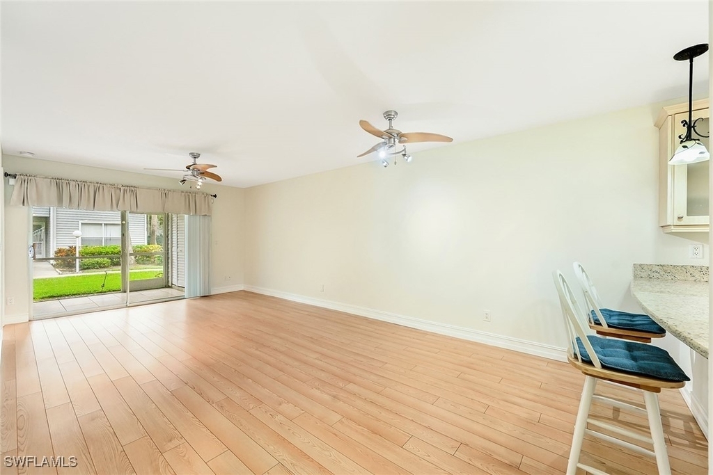 1933 Courtyard Way - Photo 2