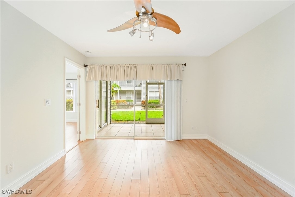 1933 Courtyard Way - Photo 4