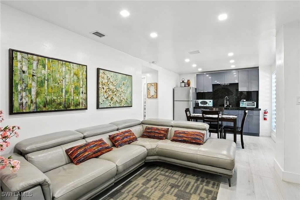 936 Panther Creek Lane - Photo 1