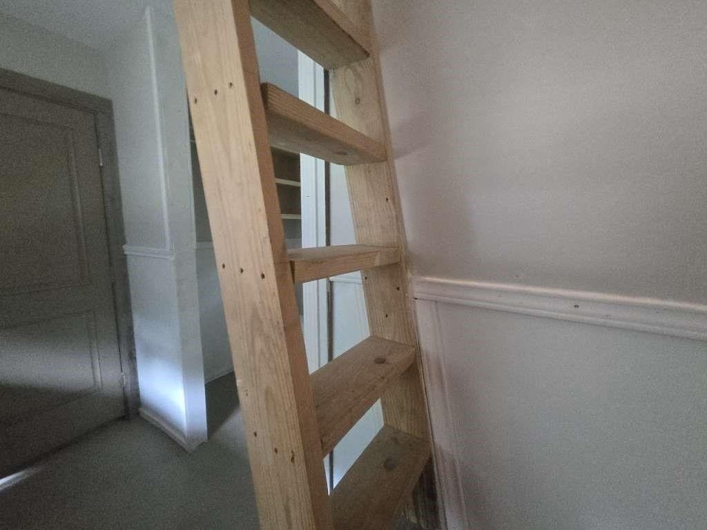 667 Miller Drive - Photo 3