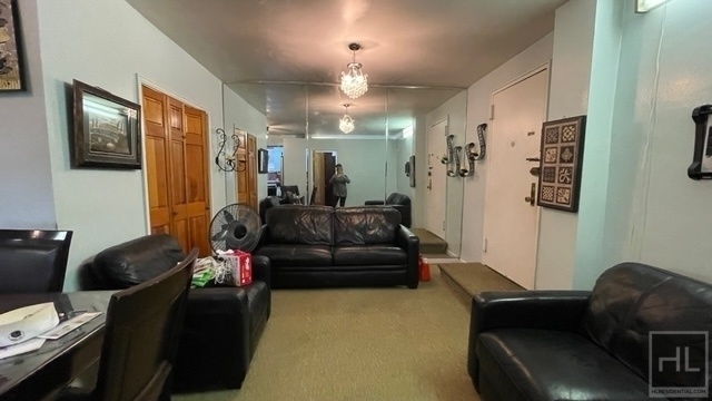 390 Rugby Road - Photo 3