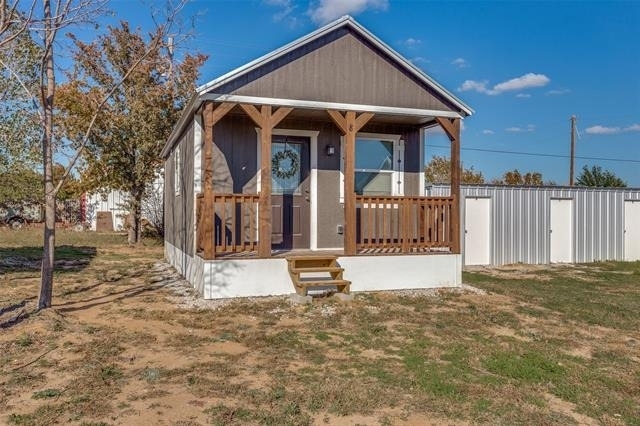 5001 Knob Hill Road - Photo 1