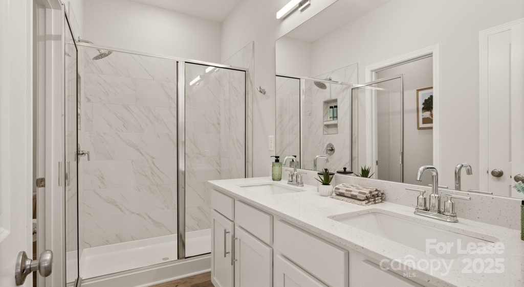 1748 Marglyn Drive - Photo 11