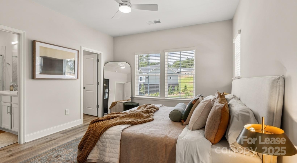 1748 Marglyn Drive - Photo 10