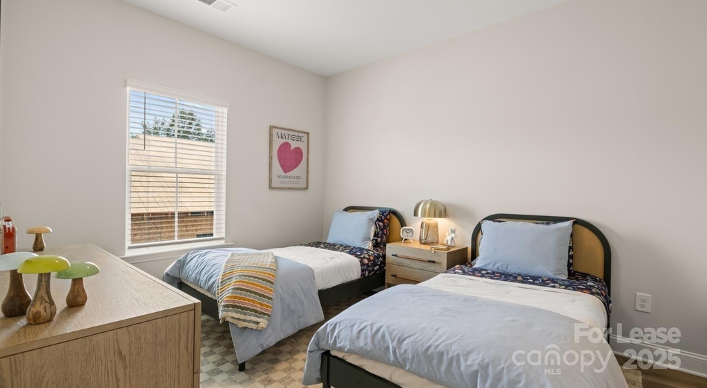 1748 Marglyn Drive - Photo 12