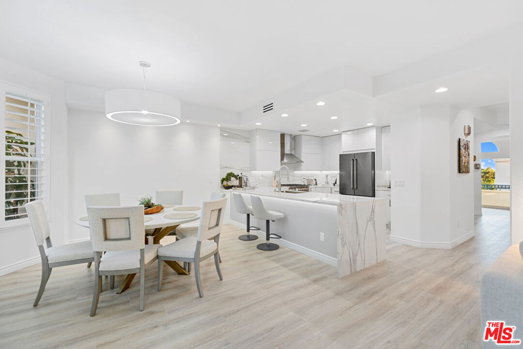 6463 Zuma View Place - Photo 19