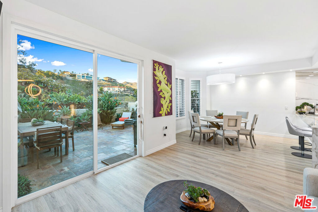 6463 Zuma View Place - Photo 16