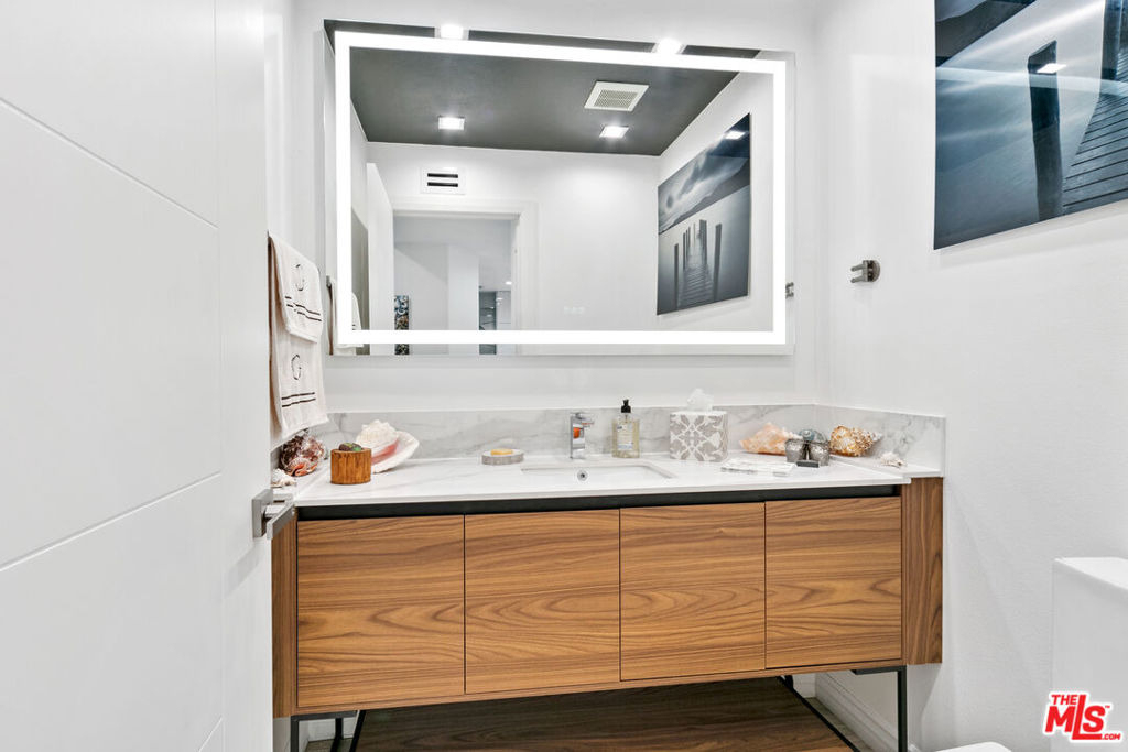 6463 Zuma View Place - Photo 12
