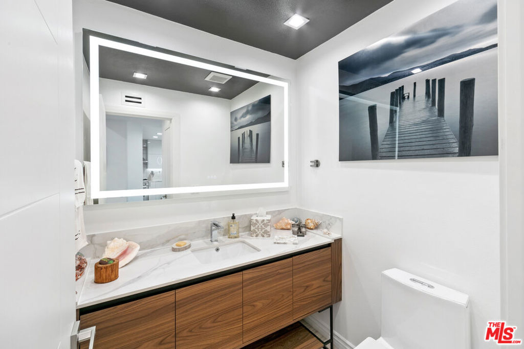 6463 Zuma View Place - Photo 11