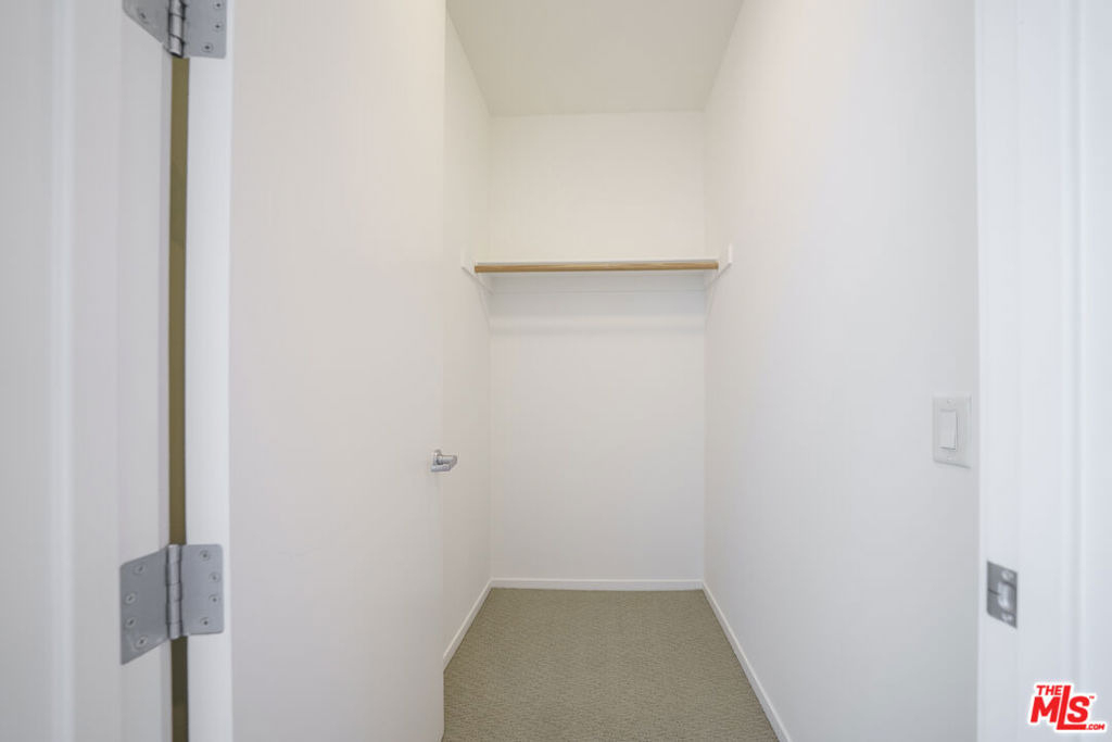 3223 W 6th Street - Photo 8