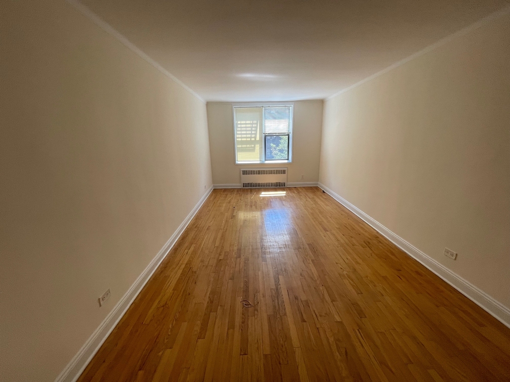 87-15 37th Avenue - Photo 8