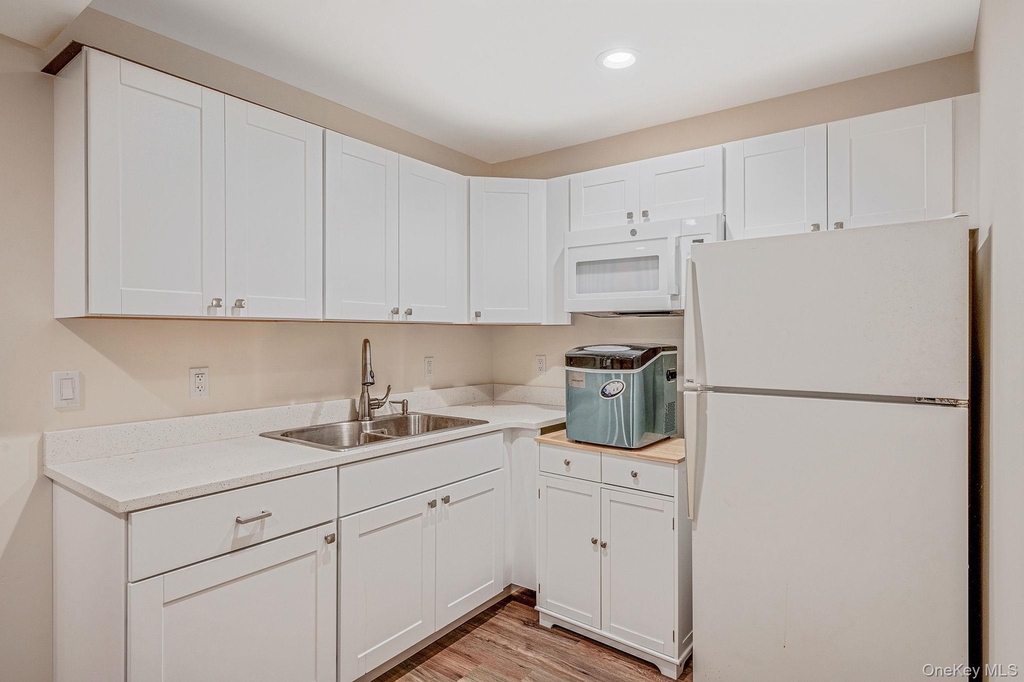 6 Bay Drive - Photo 16