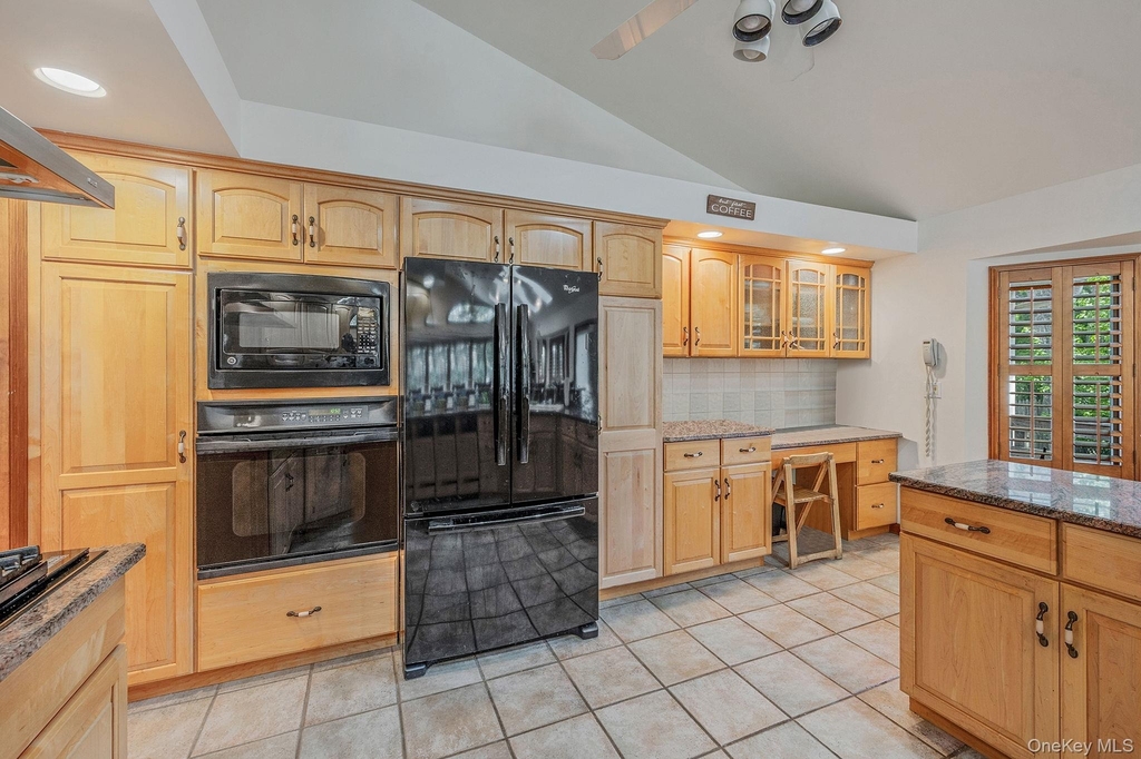 6 Bay Drive - Photo 27