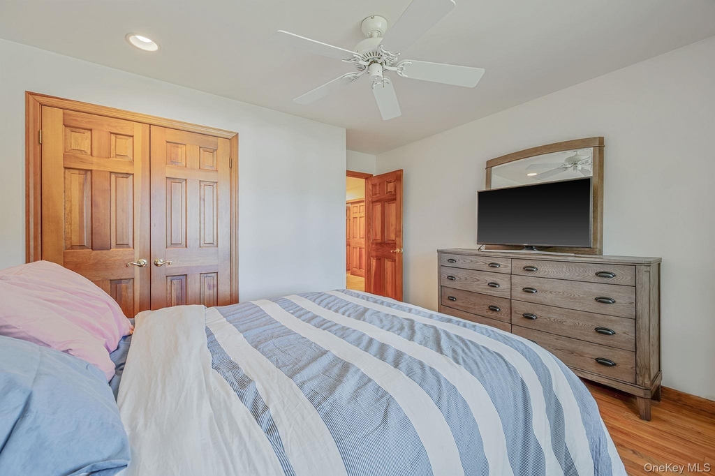6 Bay Drive - Photo 7