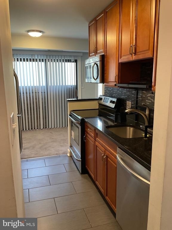 6437 Richmond Highway - Photo 24