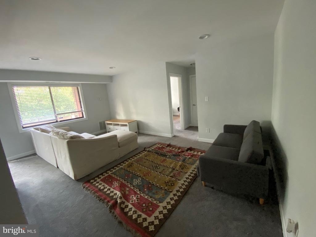 6437 Richmond Highway - Photo 20