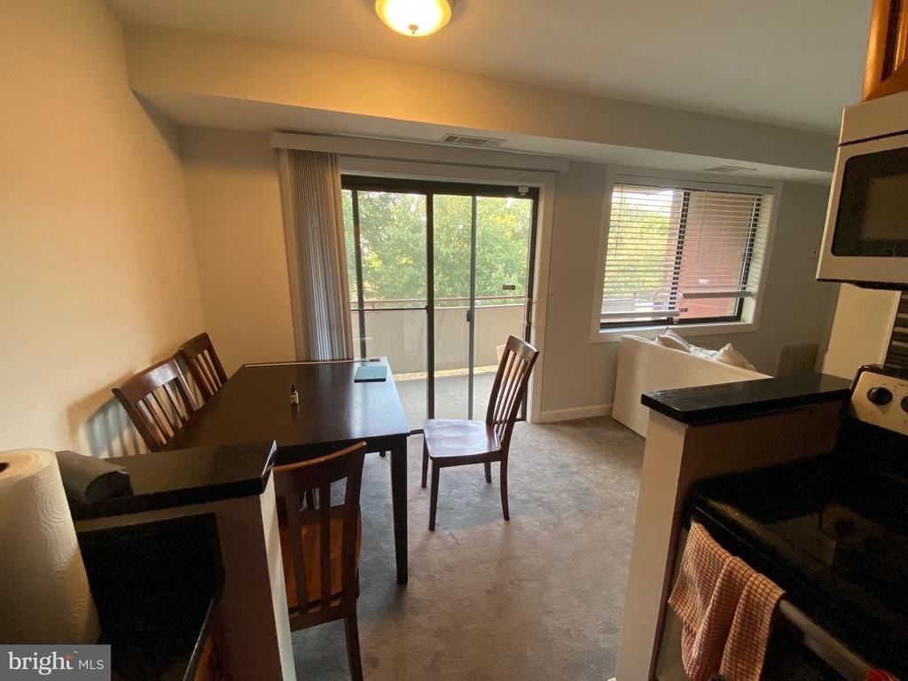6437 Richmond Highway - Photo 21