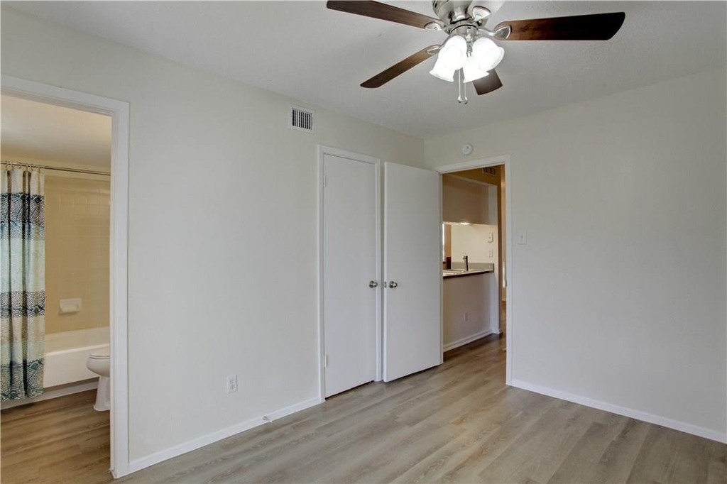 9079 Jollyville Rd - Photo 16