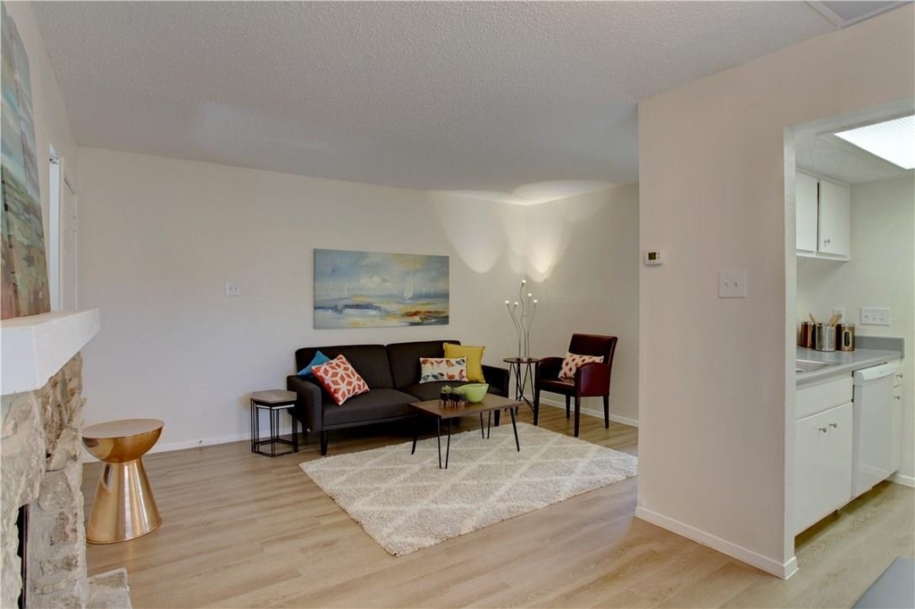 9079 Jollyville Rd - Photo 3