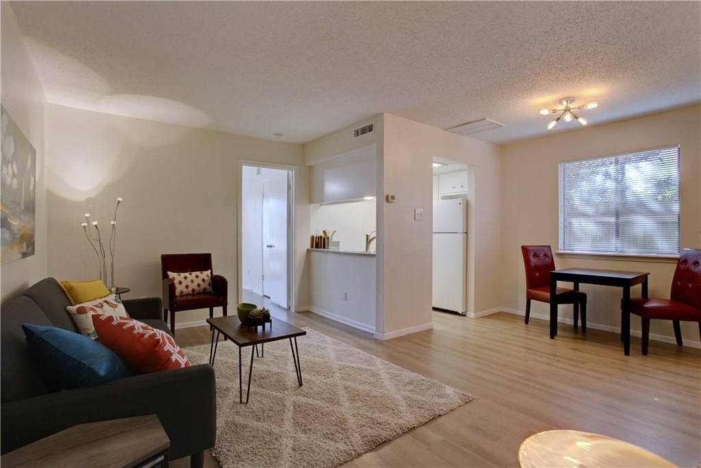 9079 Jollyville Rd - Photo 2
