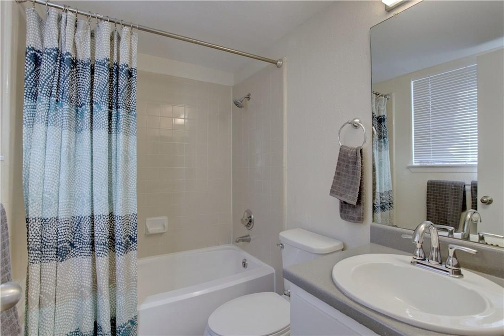 9079 Jollyville Rd - Photo 18
