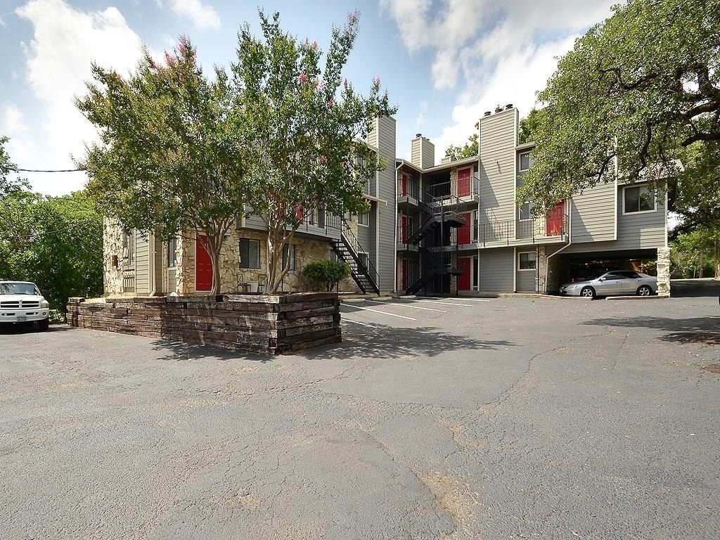 9079 Jollyville Rd - Photo 6