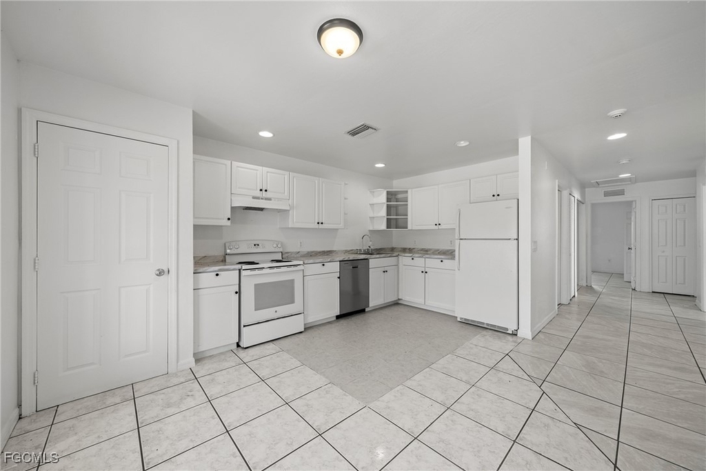 4735 30th Street Sw - Photo 5