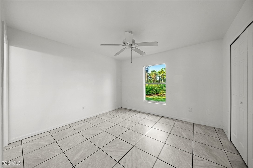 4735 30th Street Sw - Photo 8