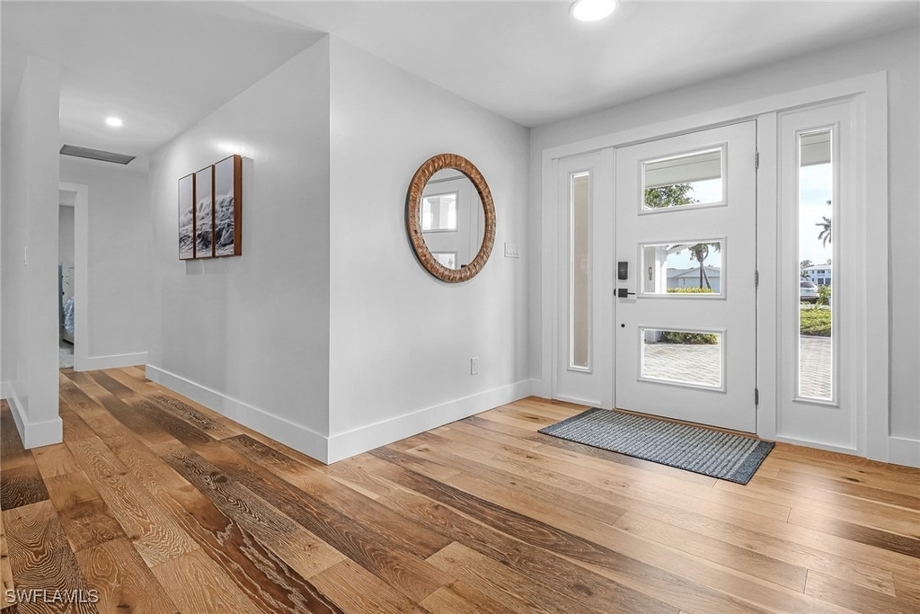 1823 Hurricane Harbor Lane - Photo 2